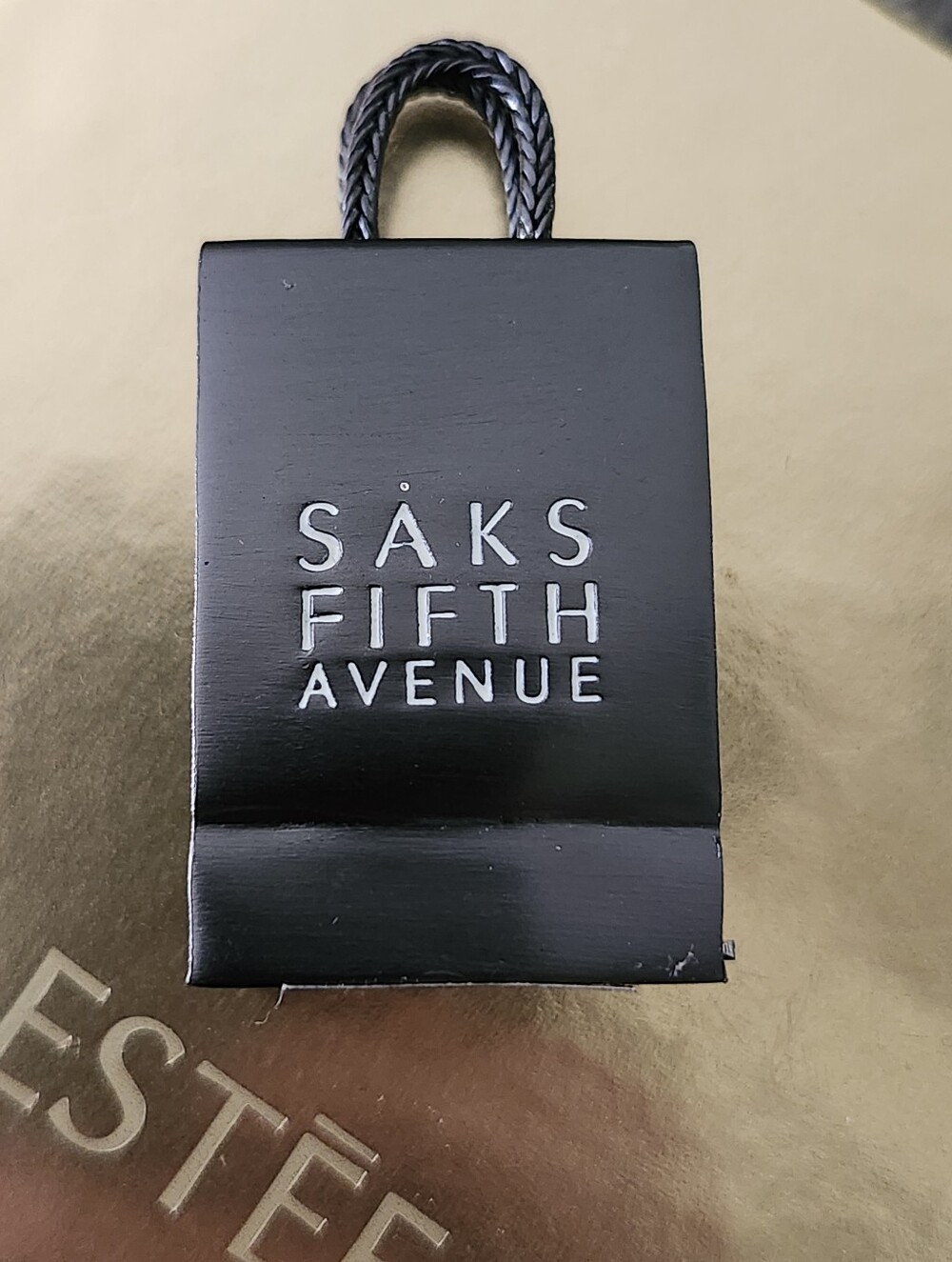 Estee Lauder Saks Fifth Avenue Shopping Bag Solid Perfume Compact